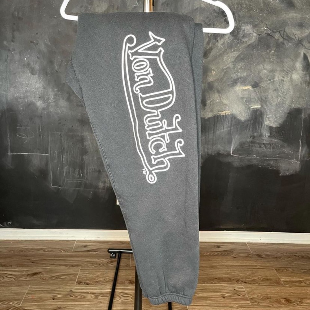 Men Von Dutch sweats